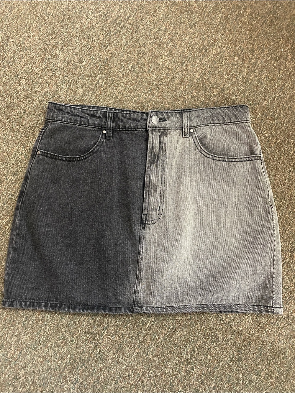 Two-Tone Black and Gray Denim Mini Skirt with Classic Pocket Detail